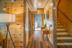 Cabin for 10 w/Hot Tub/BBQ/Arcade/Great Location, Sevierville